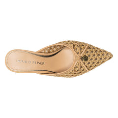 SOEL - Natural | Donald Pliner Casual