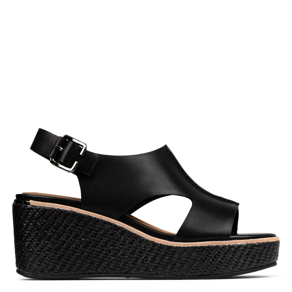 AREE - Black | Donald Pliner Casual