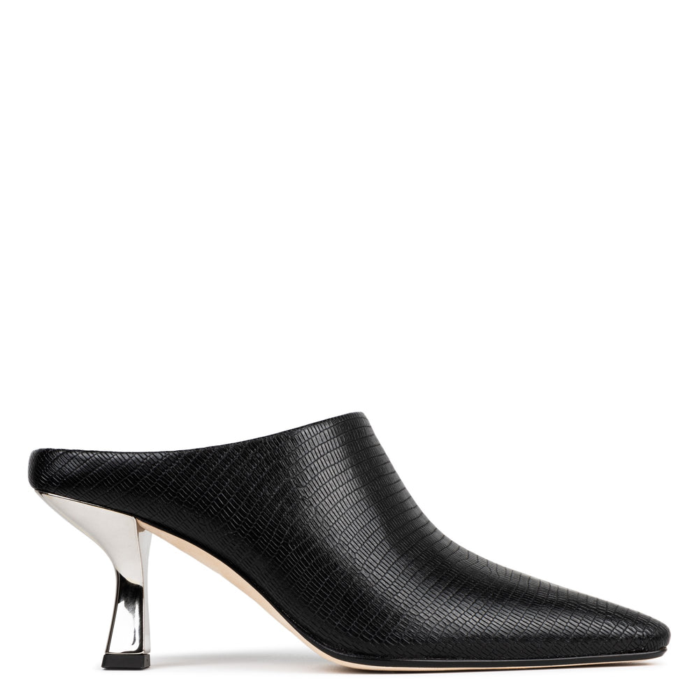 BUENA - Black | Donald Pliner Casual
