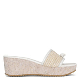 SILLI - Natural | Donald Pliner Casual