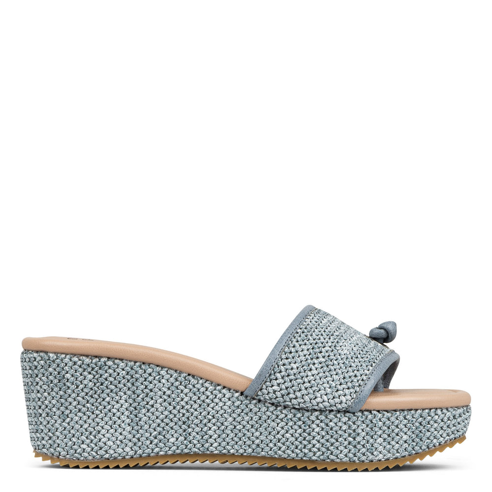 SILLI - Denim | Donald Pliner Casual