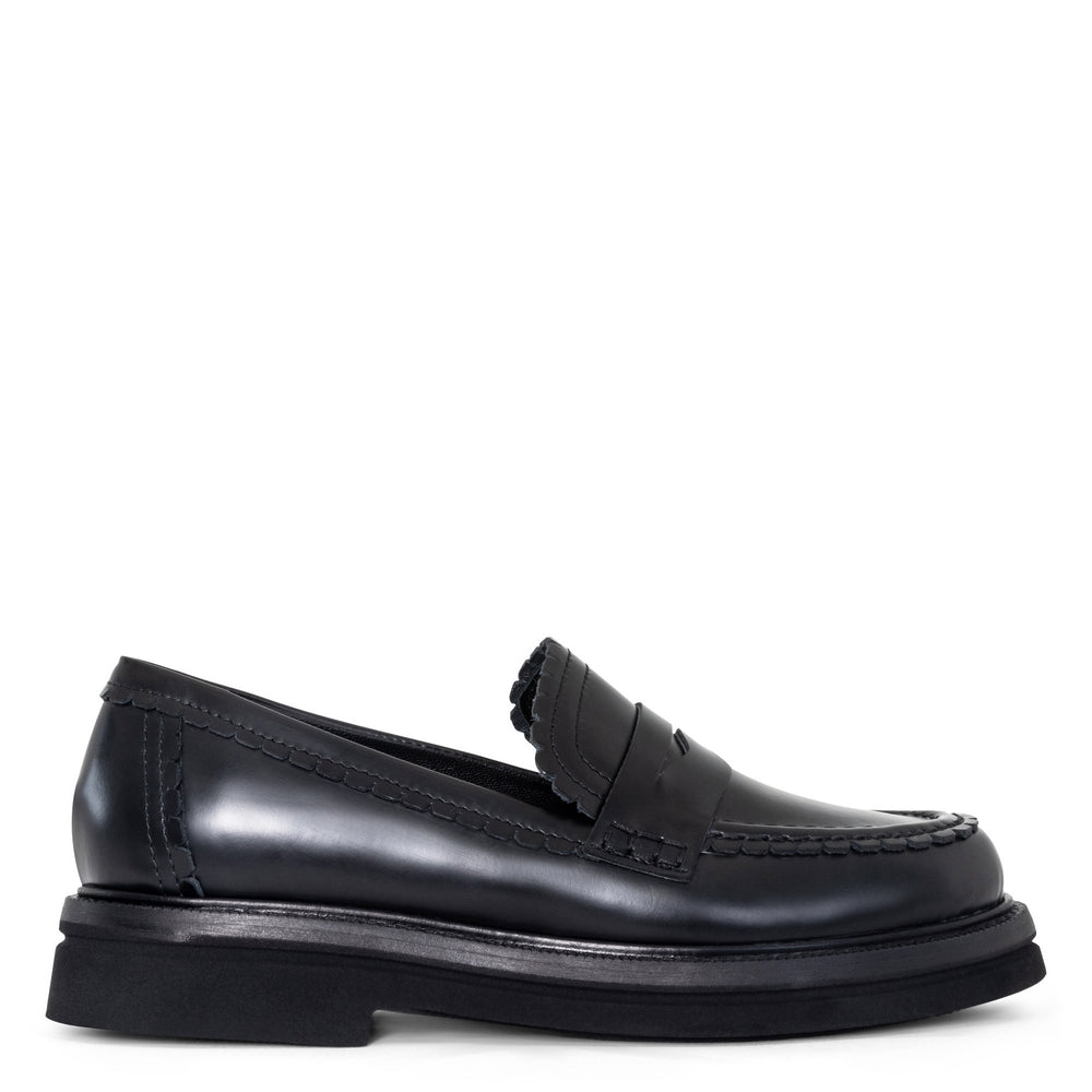 CARLISLE - Black | Donald Pliner Casual