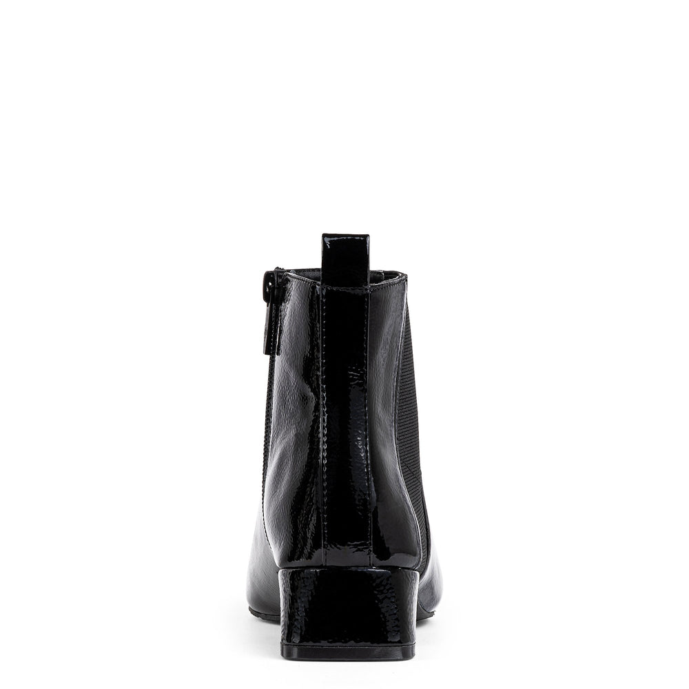 TRAVIS - Black Patent | Donald Pliner Boots