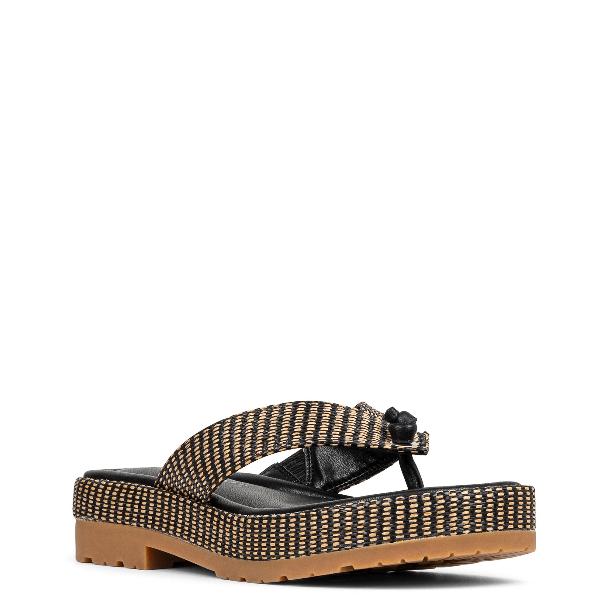 SYLVER - Black | Donald Pliner Casual
