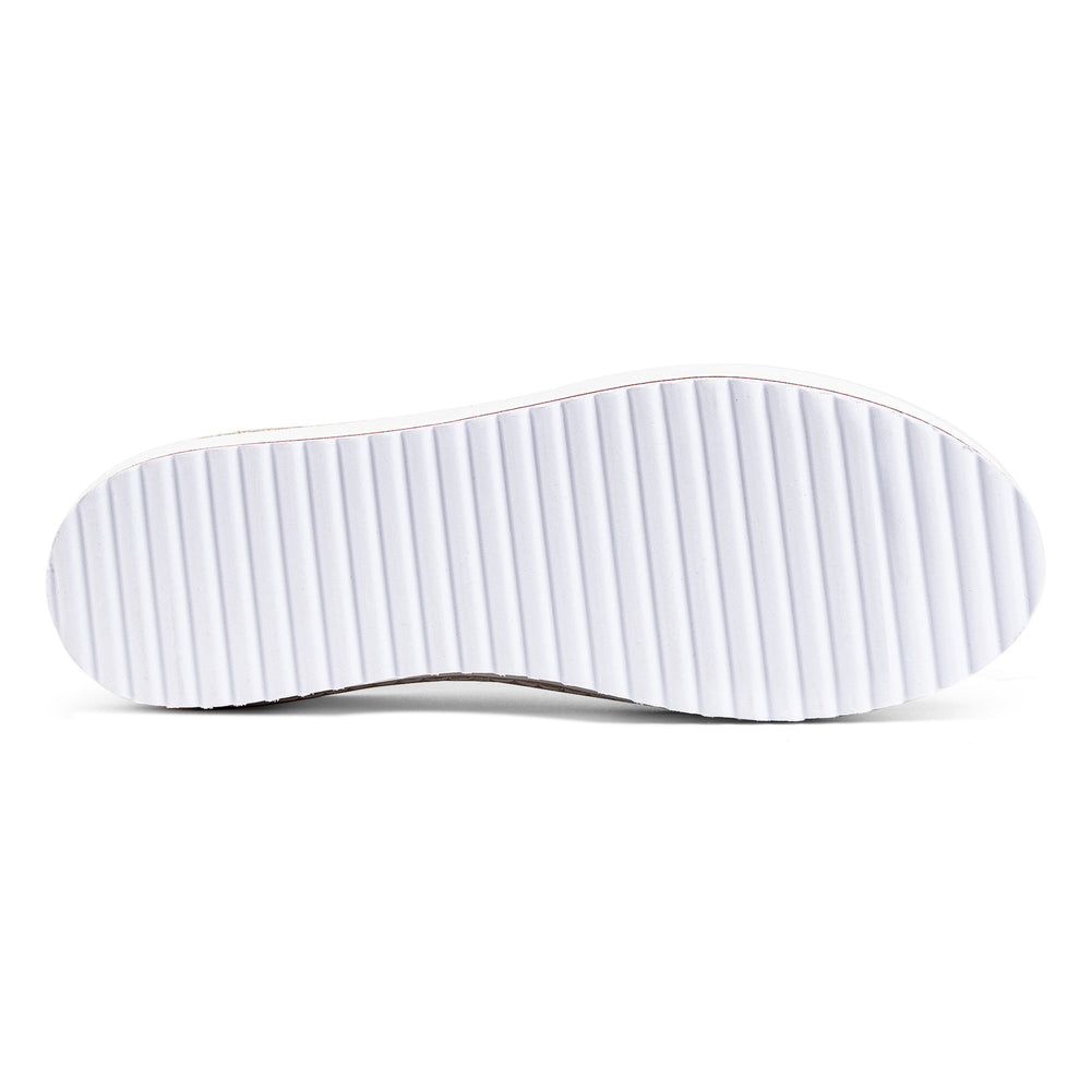 DEW - White | Donald Pliner Casual
