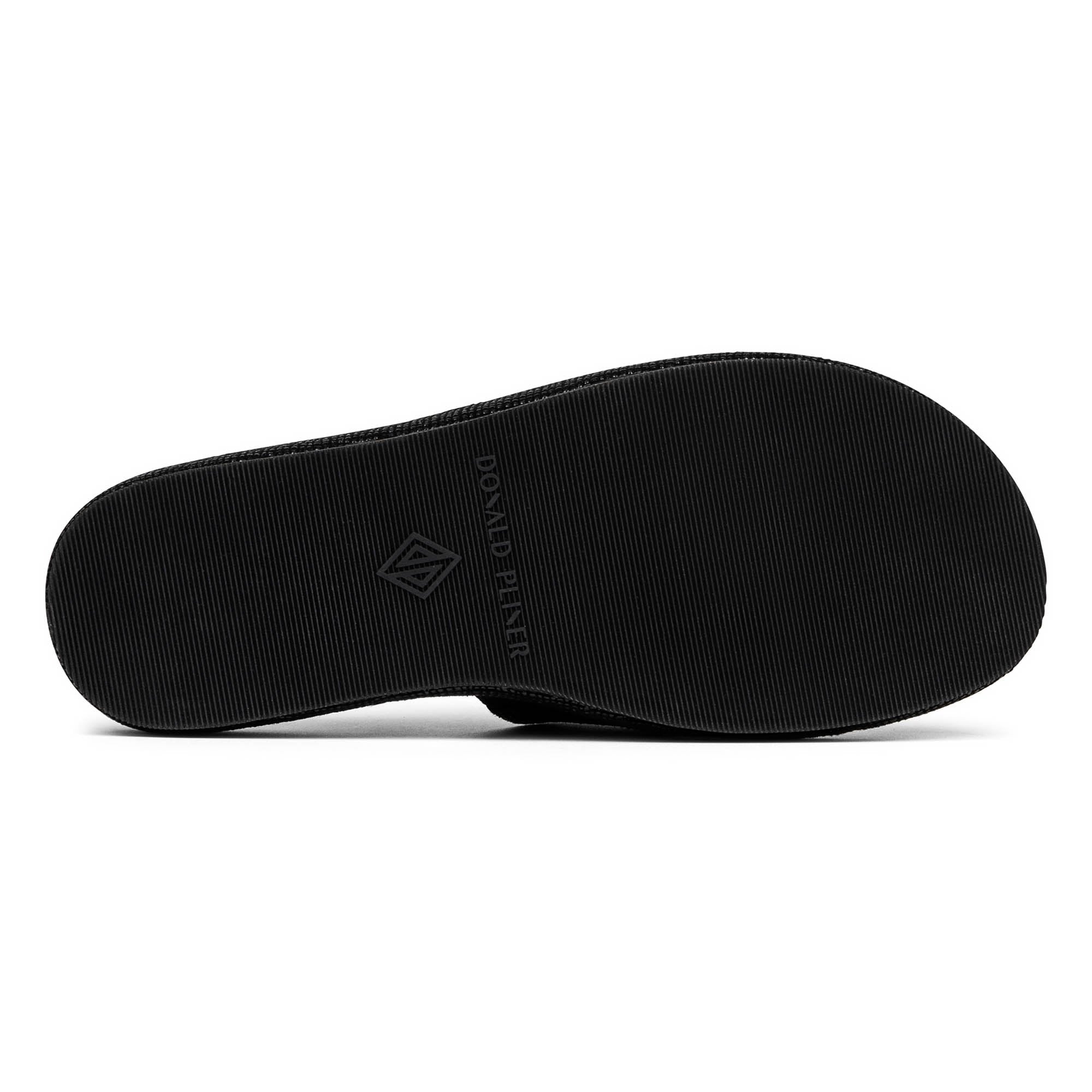 ANEETA - Black | Donald Pliner Casual