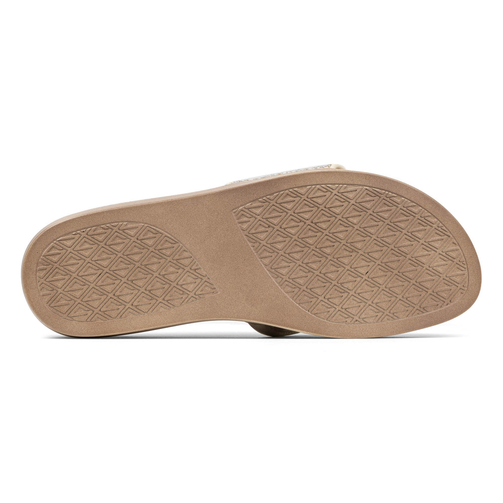 FIFI - Silver | Donald Pliner Casual