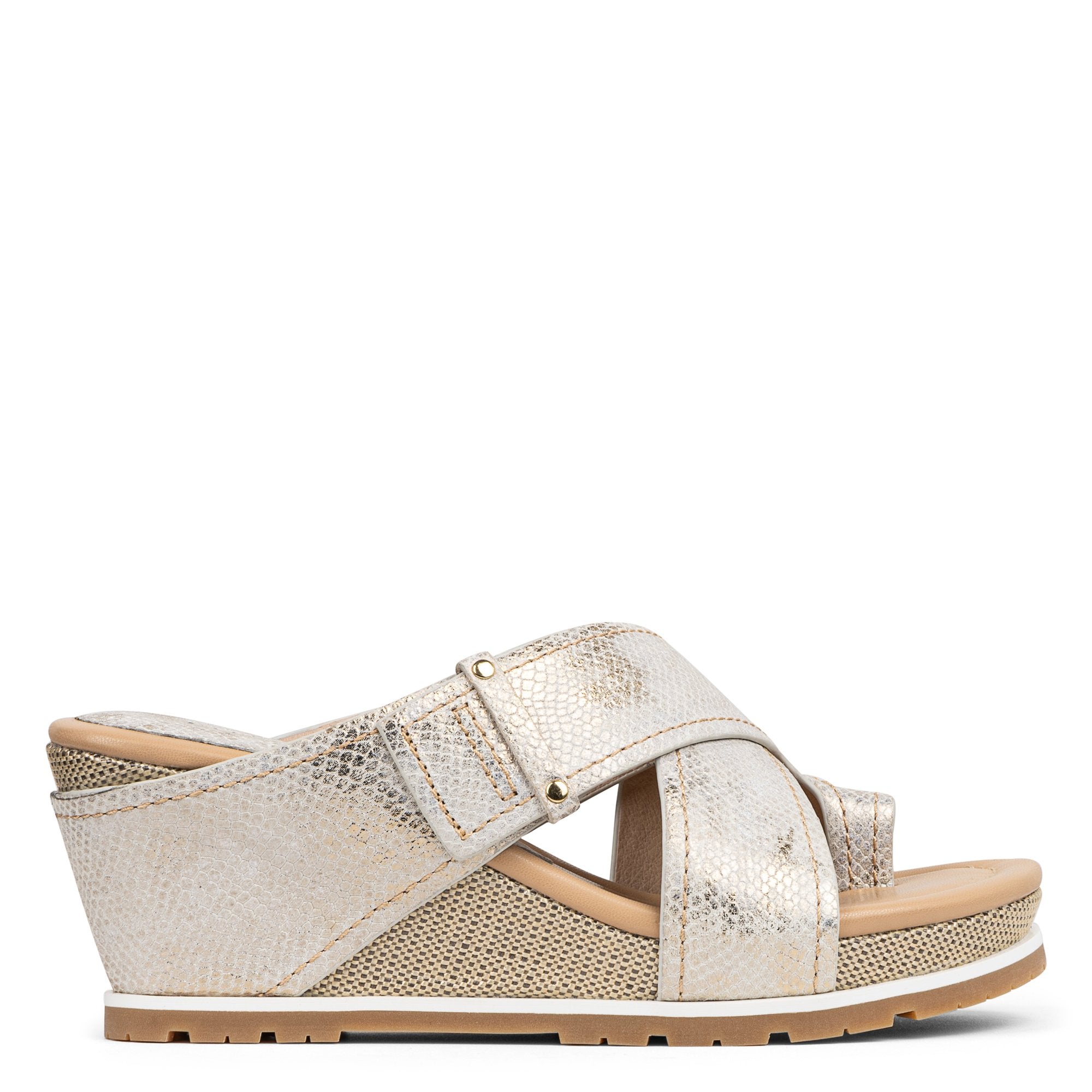 IRINI - Light Bronze | Donald Pliner Casual