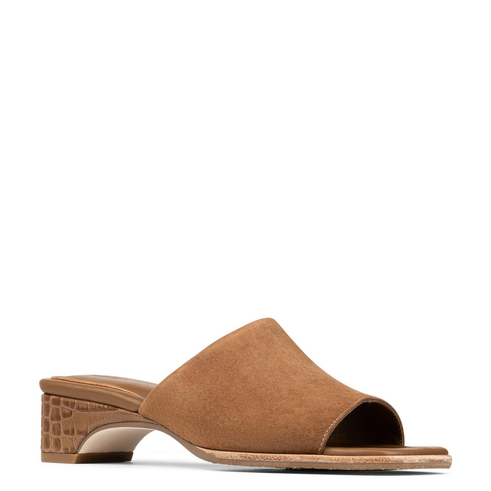 CLODIE - Saddle Suede | Donald Pliner Casual