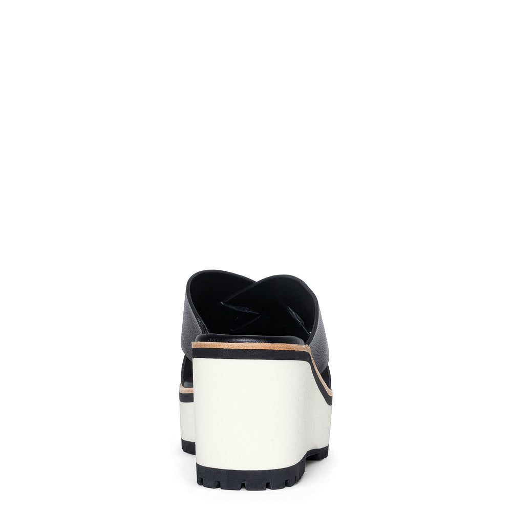 BEAUMONT - Black | Donald Pliner Casual