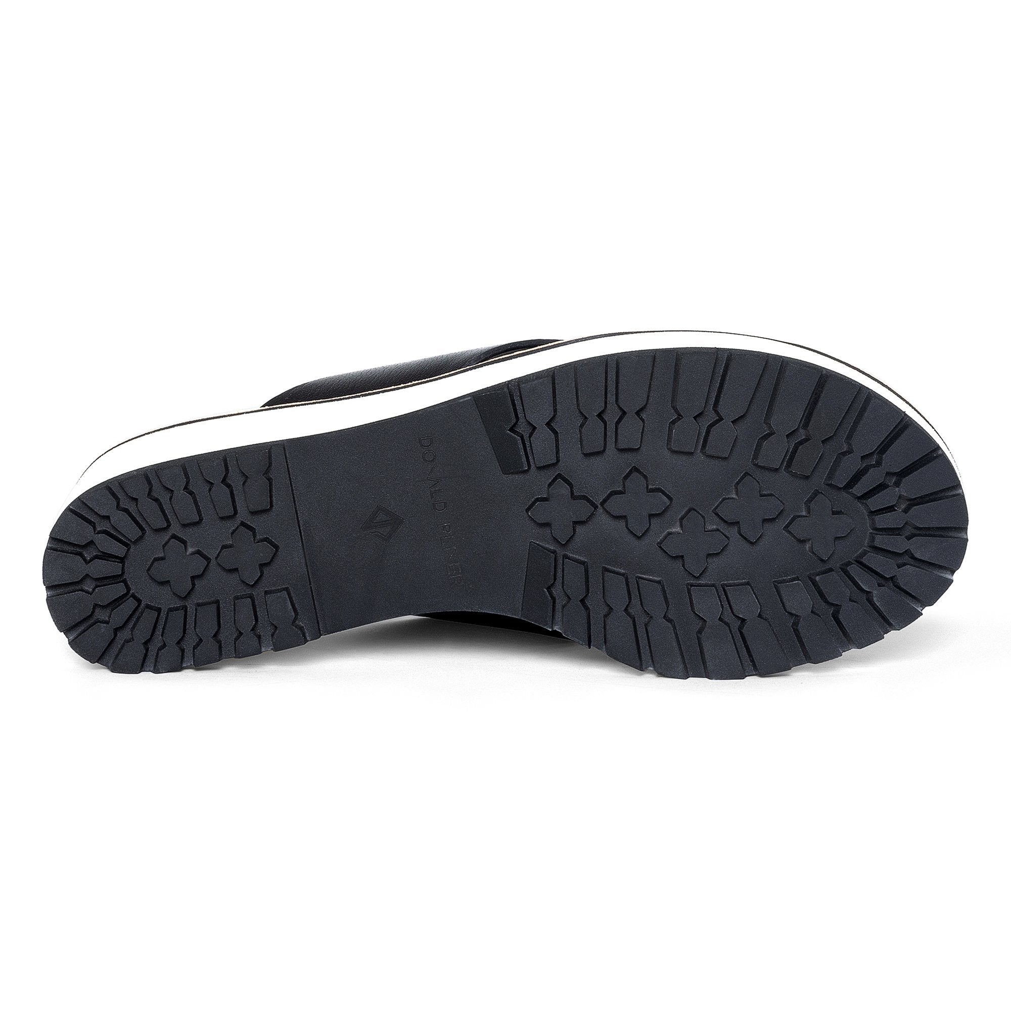 BEAUMONT - Black | Donald Pliner Casual