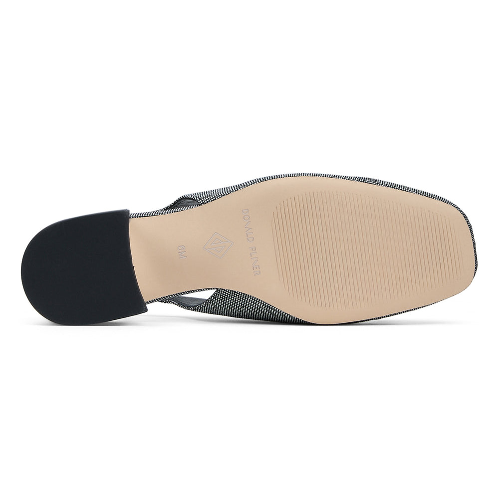 DARAH - Black Canvas | Donald Pliner Casual