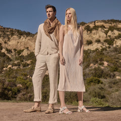VIXI - Pewter | Donald Pliner Casual