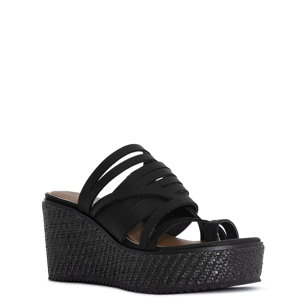 ITHACA - Black | Donald Pliner Casual