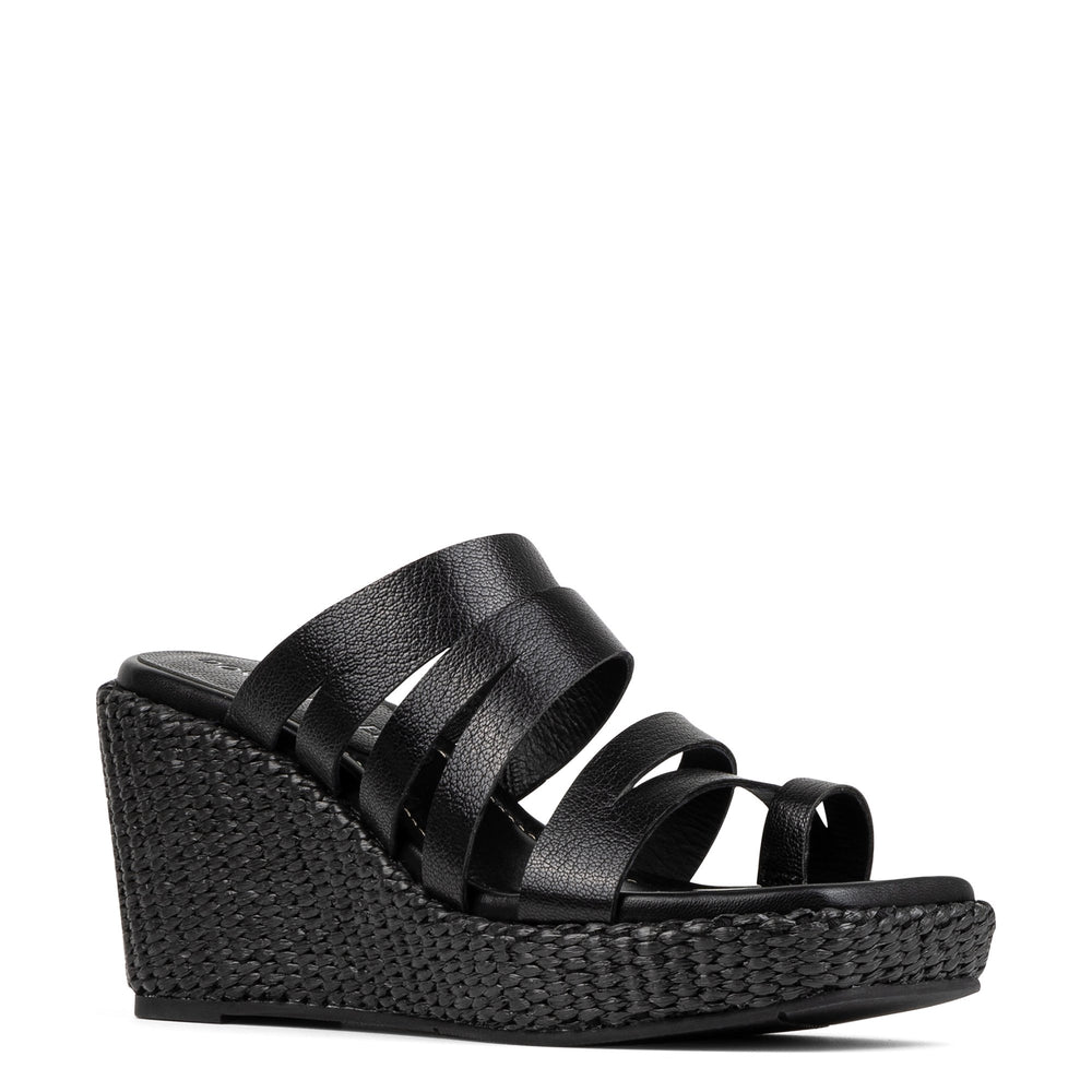 ANAMARI - Black | Donald Pliner Casual