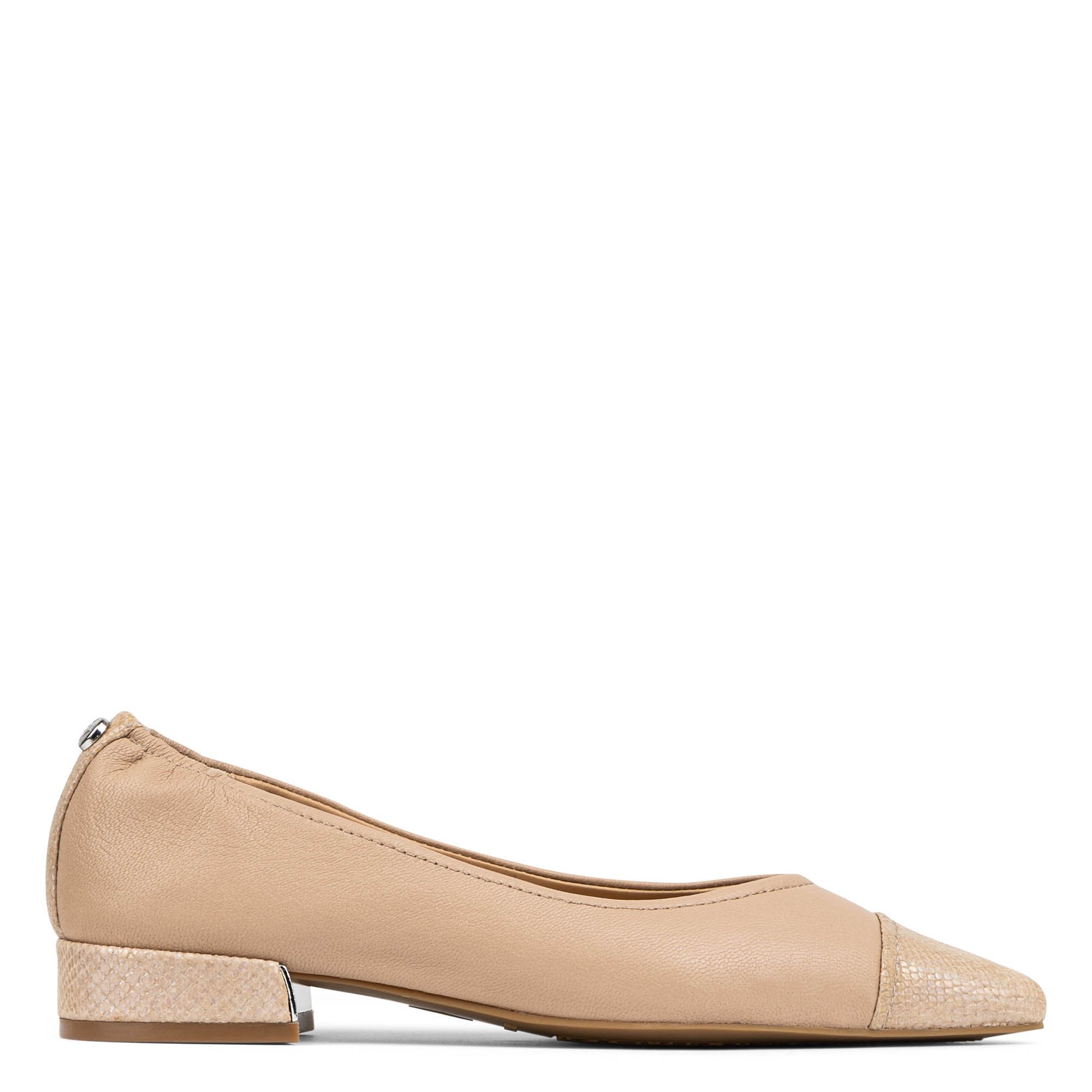 LADONNA - Sand | Donald Pliner Casual