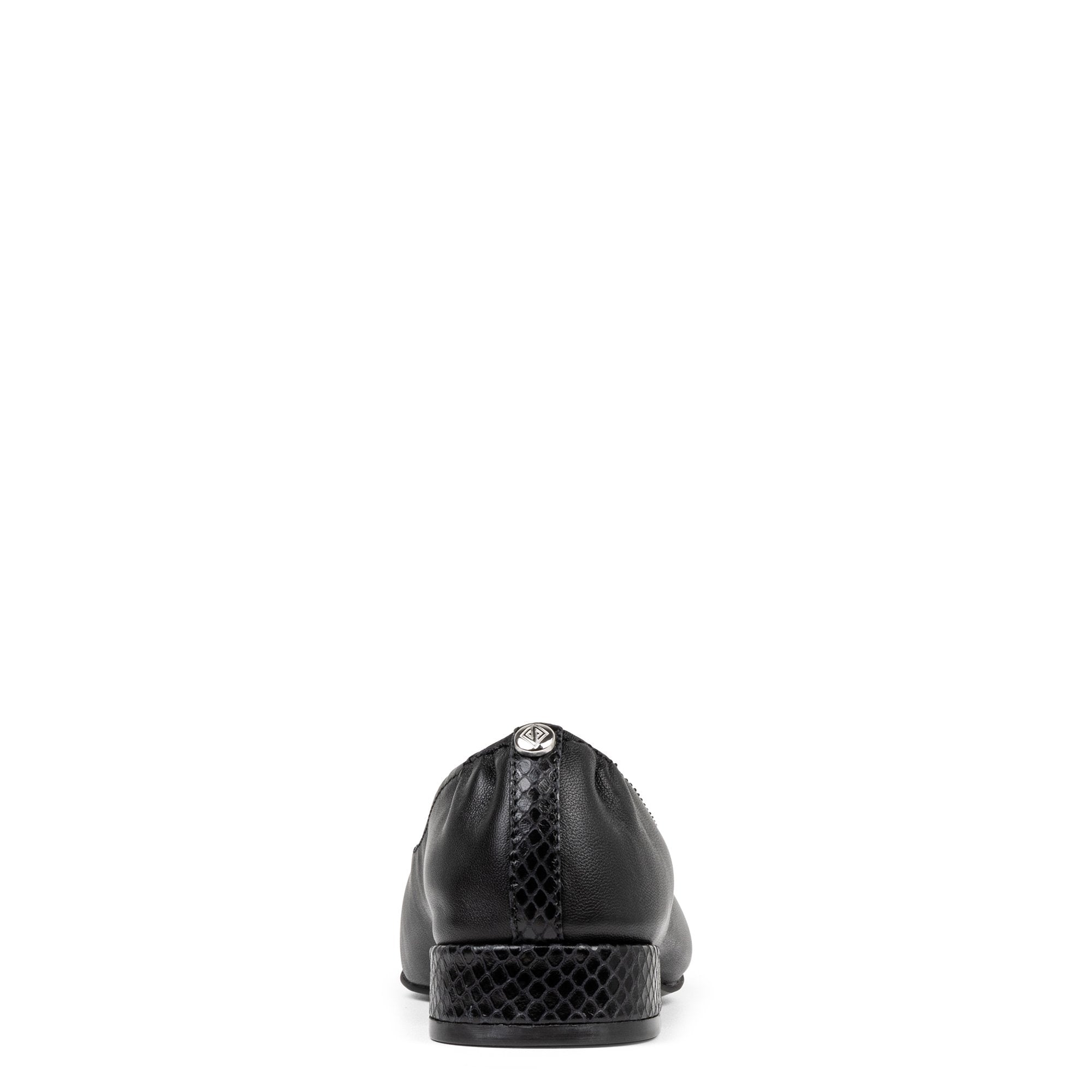 LADONNA - Black | Donald Pliner Casual