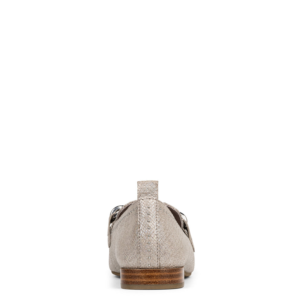 BEYER - Dove | Donald Pliner Casual