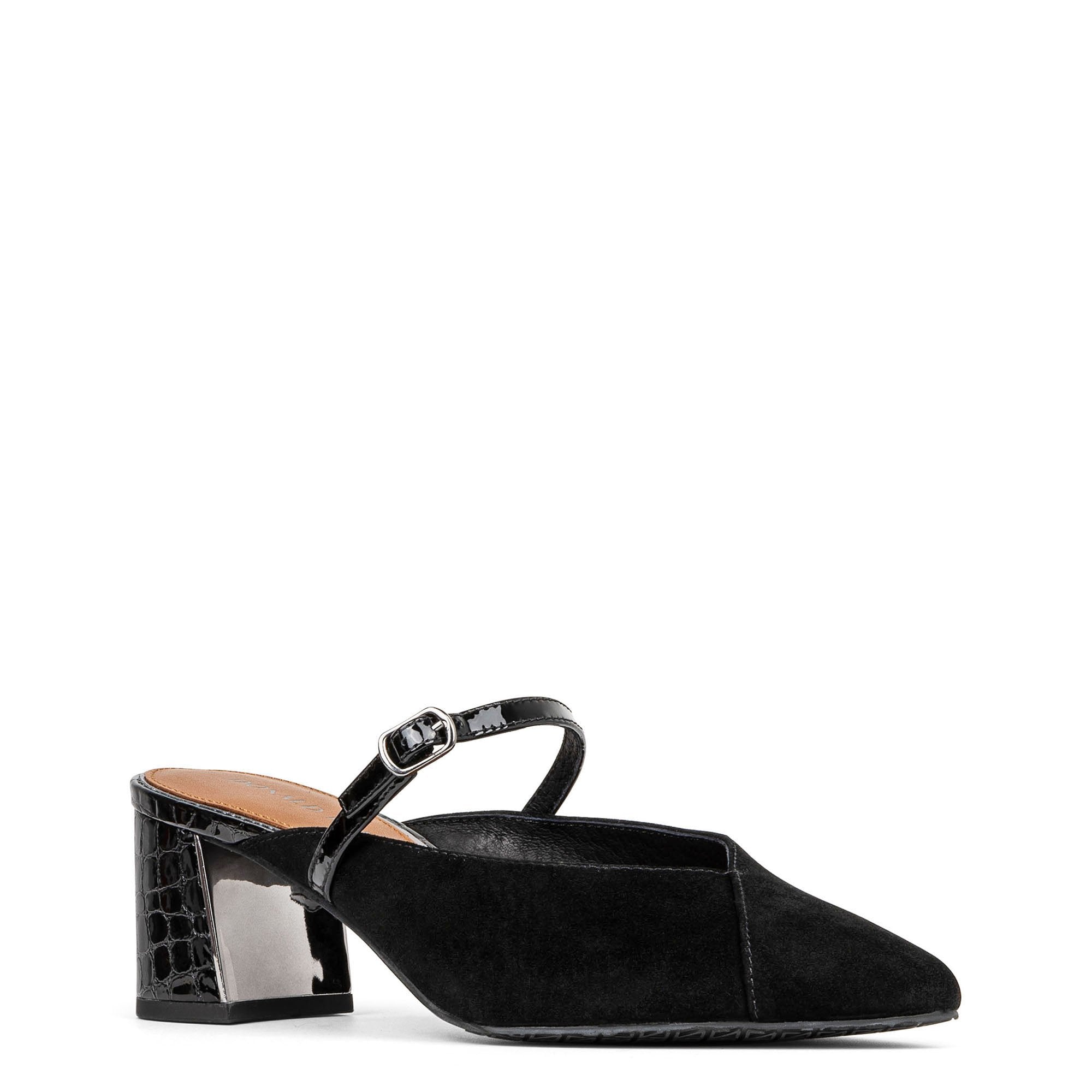 SAHIBA - Black | Donald Pliner Casual