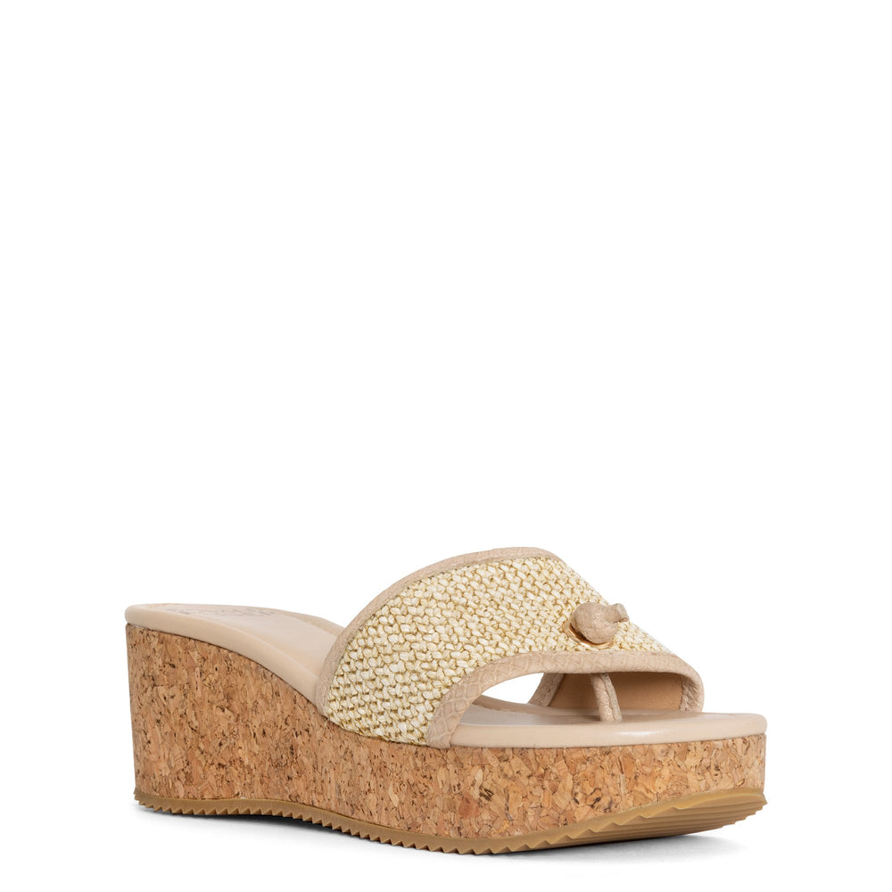 SILLI - Sand | Donald Pliner Casual