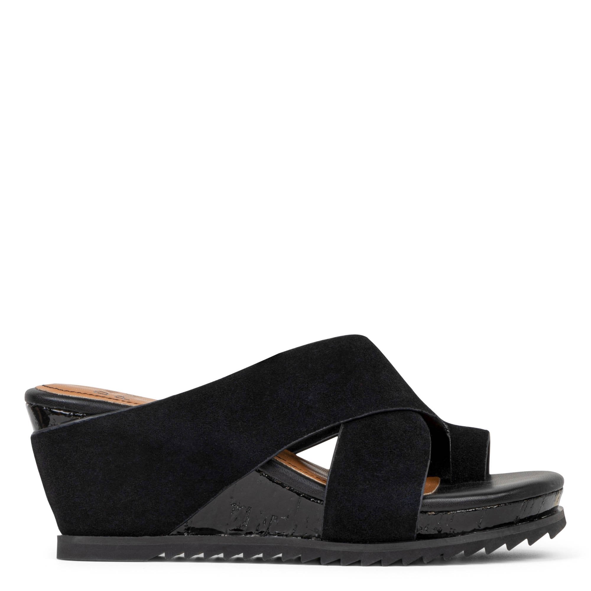 SISU - Black Suede | Donald Pliner Casual