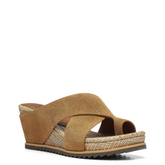 SISU - Saddle | Donald Pliner Casual
