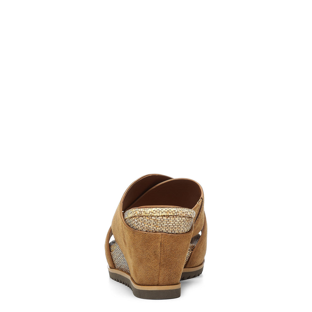 SISU - Saddle | Donald Pliner Casual
