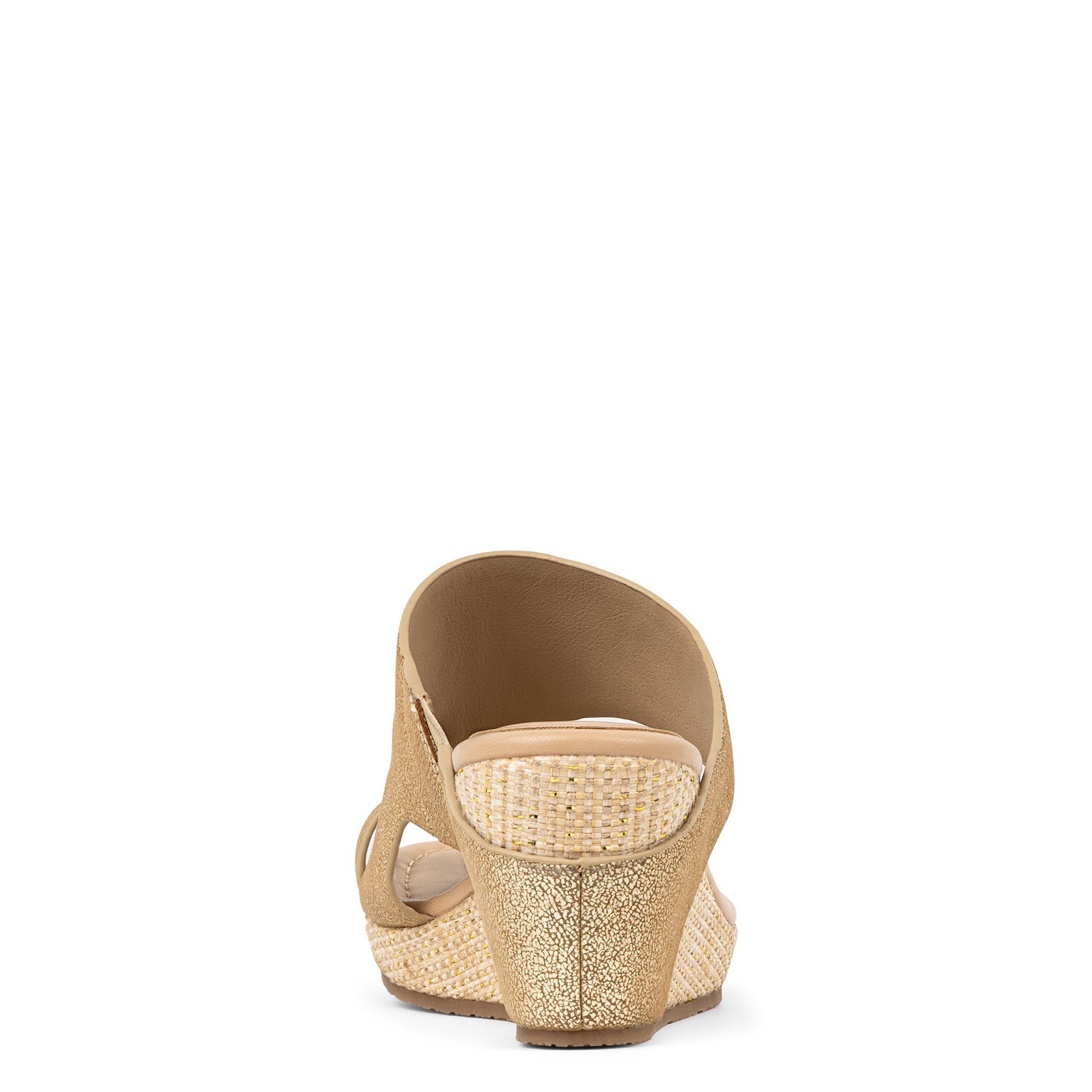 GYER - Pale Gold | Donald Pliner Casual