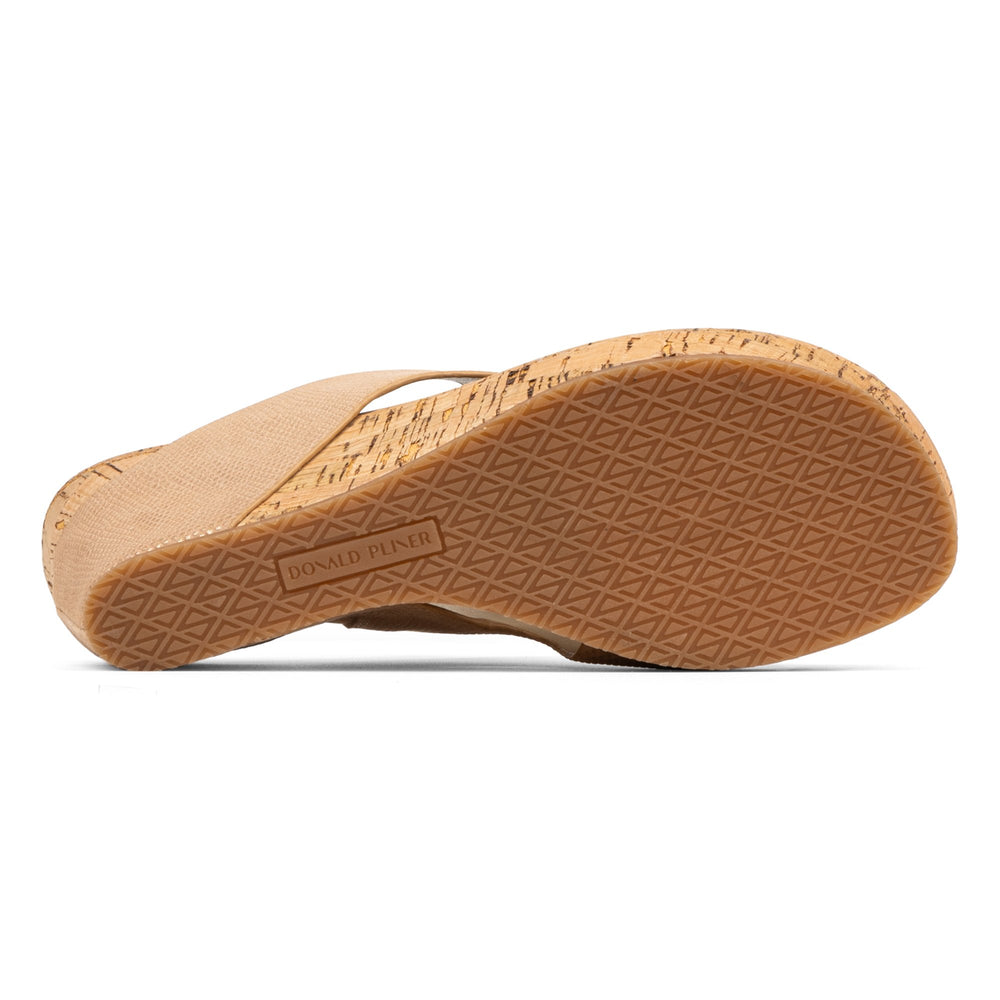 GYER - Sand Platino | Donald Pliner Casual