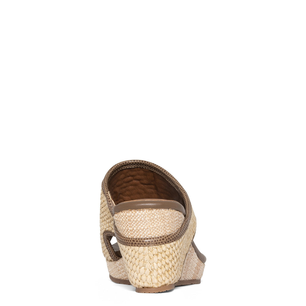 GYER - Biscotti Raffia | Donald Pliner Casual