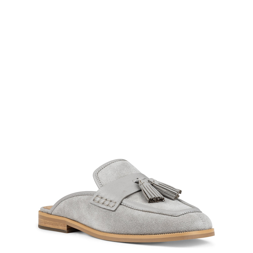 BRYANT - Dove | Donald Pliner Casual