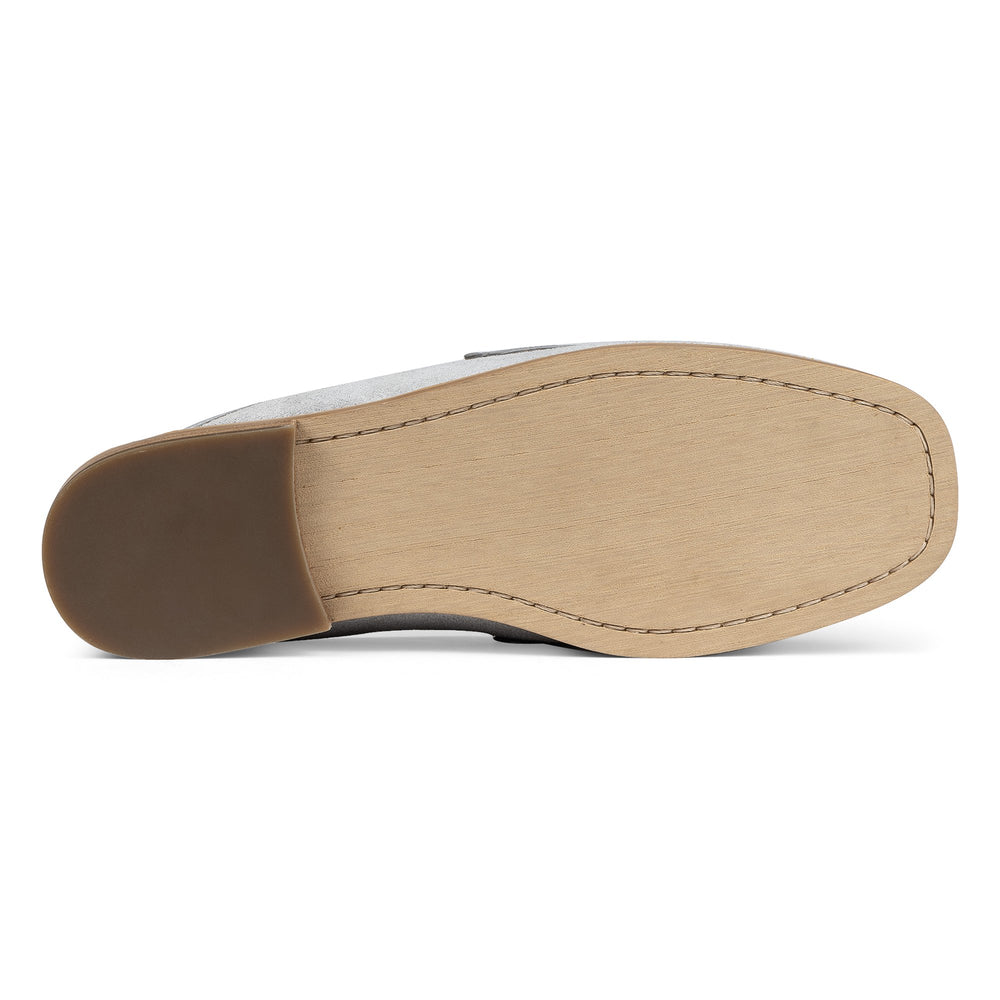 BRYANT - Dove | Donald Pliner Casual