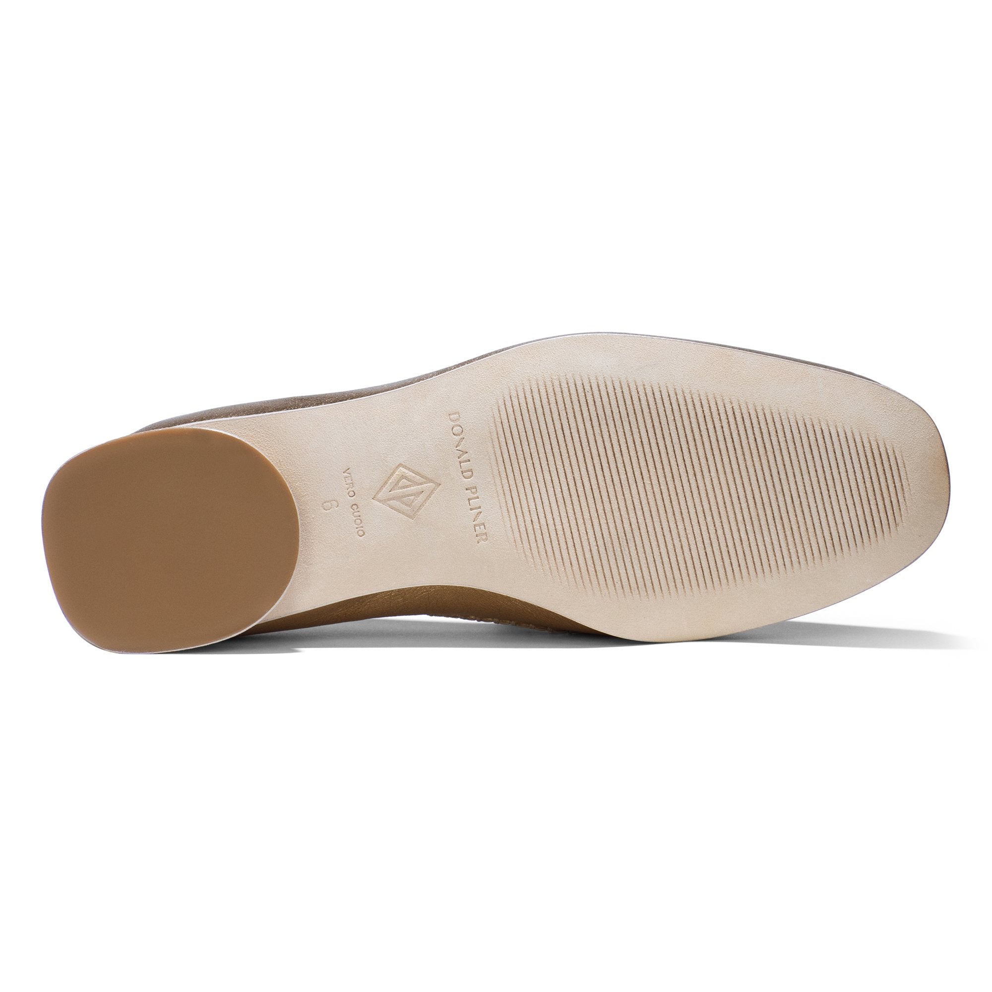 UPTON - Gold | Donald Pliner Casual