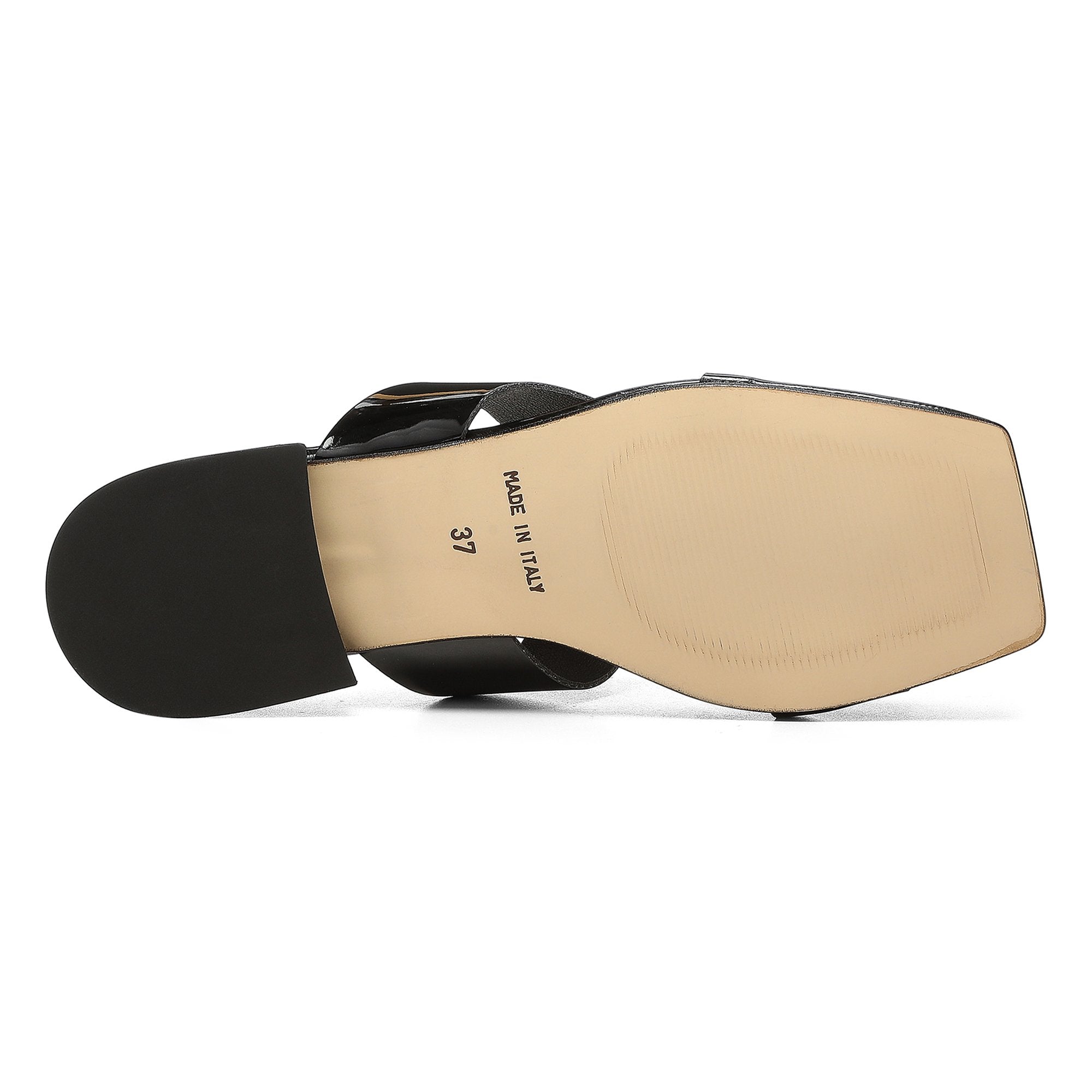 QUIN - Black | Donald Pliner Casual