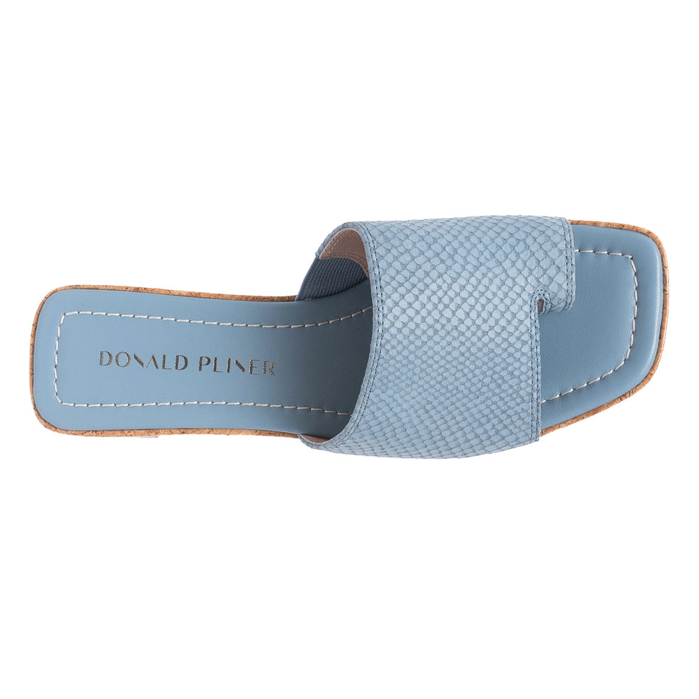 RAINEY - Denim | Donald Pliner Casual