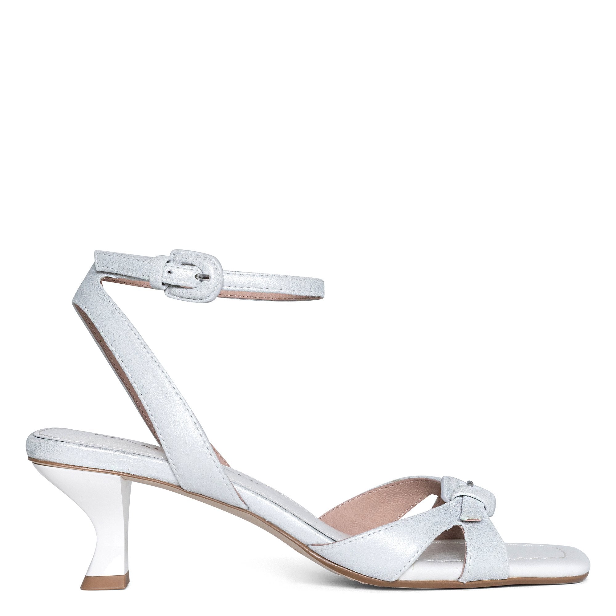 RAILI - Silver | Donald Pliner Casual