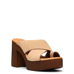 YELENA - Natural | Donald Pliner Casual