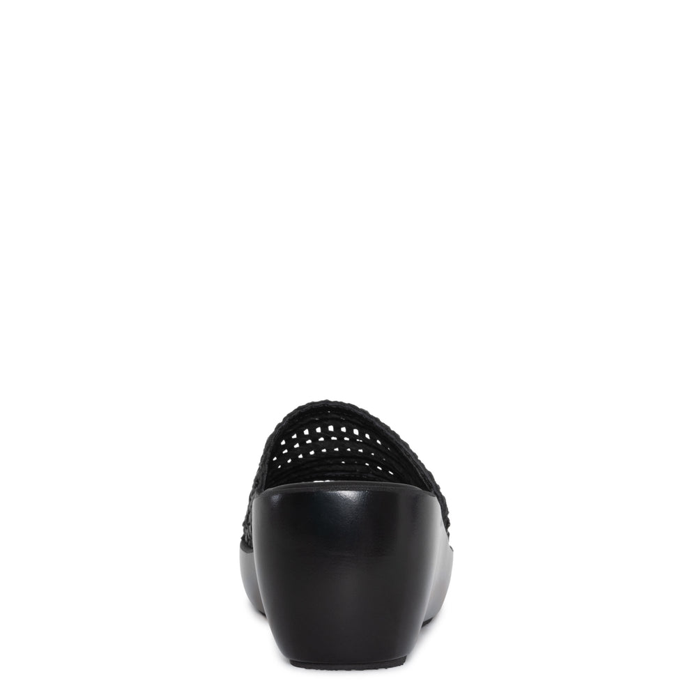 LINZEY - Black | Donald Pliner Casual